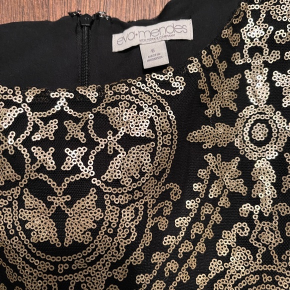 Eva Mendes black and gold sequins dress - Picture 2 of 2